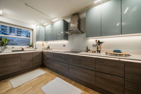 3 bedroom maisonette for sale, Rotherhithe Street, London, SE16