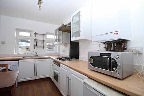 2 bedroom flat to rent, Rossindel Road, Hounslow, Middlesex, TW3