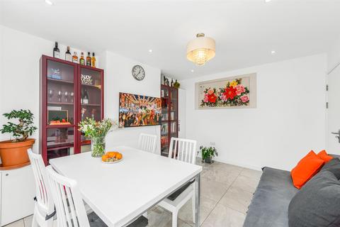 2 bedroom maisonette for sale, Frances Road, Chingford