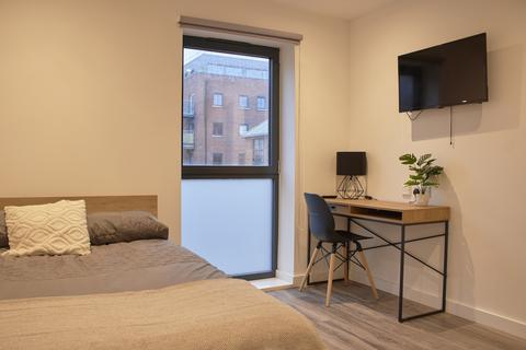 3 bedroom flat to rent, at Nationwide, 70, Paintworks BS4