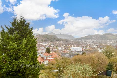 3 bedroom semi-detached house for sale, Eaves Road, Dover CT17
