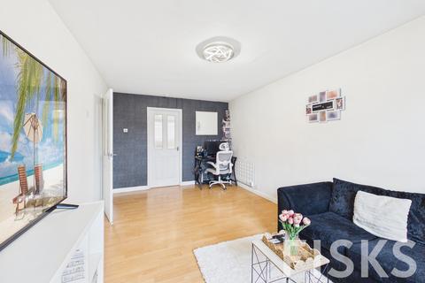 1 bedroom apartment for sale, The Pantiles, Billericay, CM12