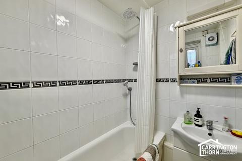 2 bedroom flat to rent, Morant House, London, SW9 9AA