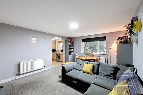 2 bedroom flat for sale, Aston Manor, Banks PR9
