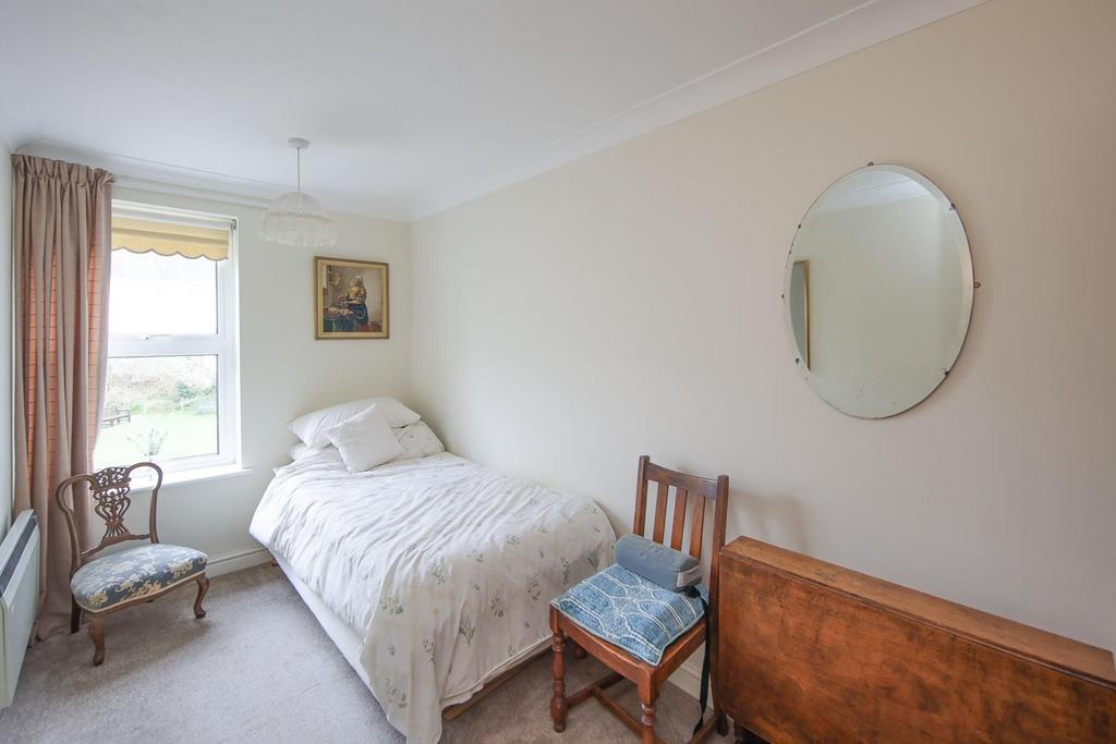 15 Oakfield House-8.jpg