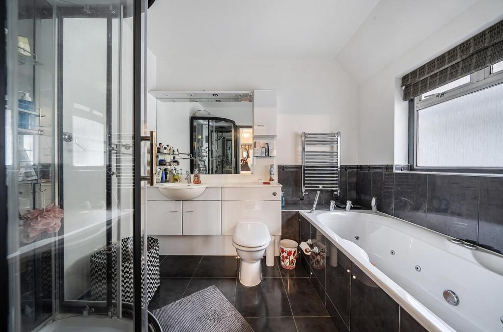 Davidson Frost-Wellings, DFW, Cavendish Drive, HA8