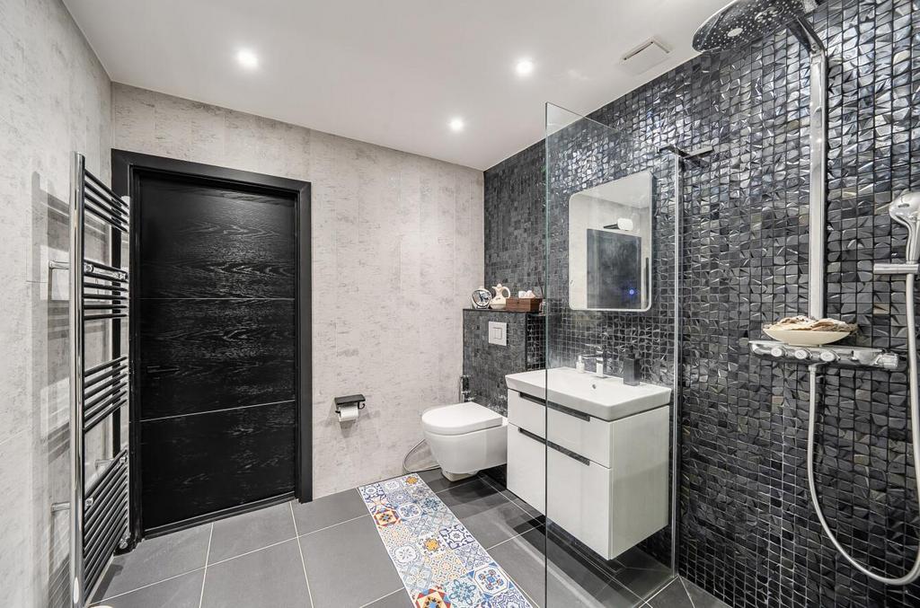 Davidson Frost-Wellings, DFW, Cavendish Drive, HA8