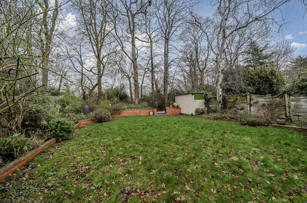 Davidson Frost-Wellings, DFW, Cavendish Drive, HA8