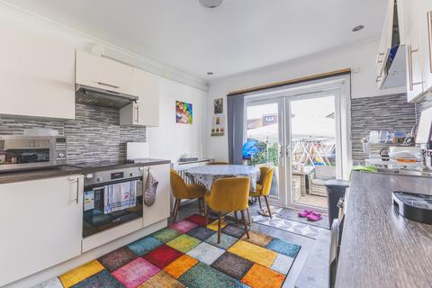 3 bedroom semi-detached house for sale, Ravenswood Avenue, Surbiton, KT6