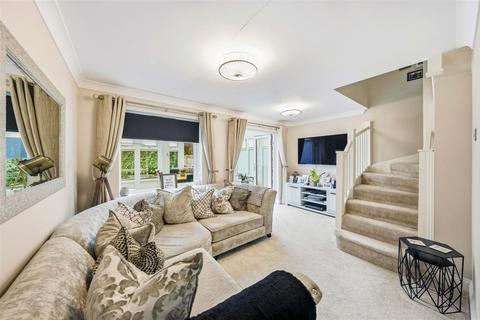undefined, Heathlee Road, Crayford, Kent