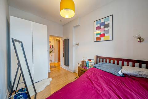 2 bedroom apartment for sale, Marianne Close, London