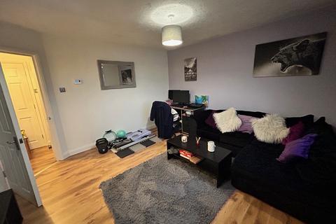 undefined, at Cobham Close, Slough Trading Estate, Slough SL1