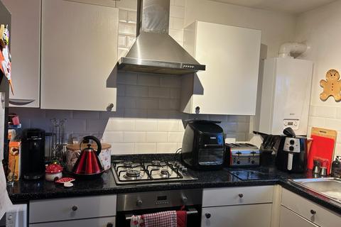 undefined, at Cobham Close, Slough Trading Estate, Slough SL1