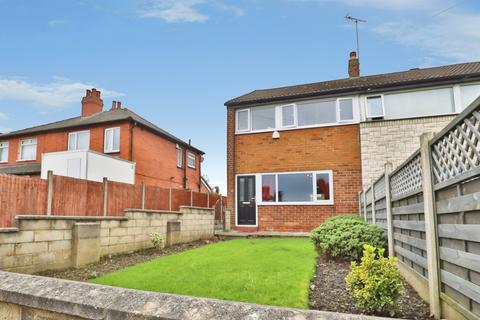 3 bedroom end of terrace house for sale, Dawlish Grove, LEEDS