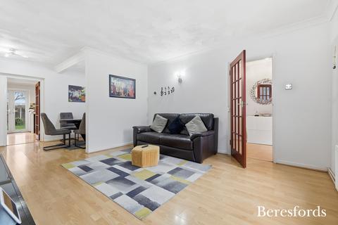 undefined, Shaw Crescent, Hutton, CM13