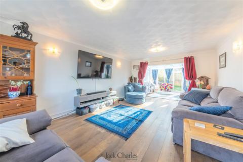 4 bedroom semi-detached house for sale, Old Hay, Brenchley, Tonbridge