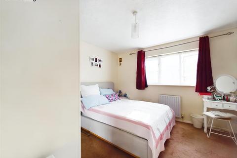 undefined, Eltham Avenue, Cippenham