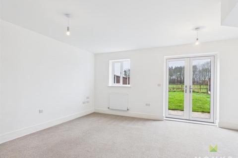 3 bedroom semi-detached house for sale, Roden Grove, Wem, Shrewsbury SY4 5HJ