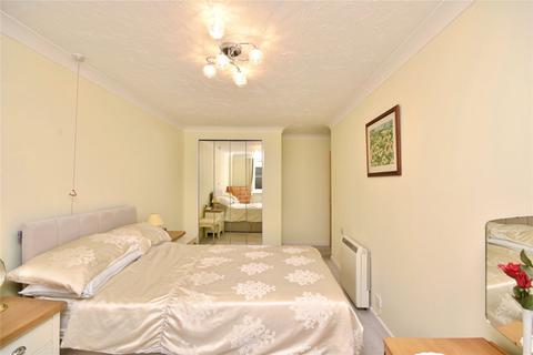 undefined, McLay Court, Cardiff CF5