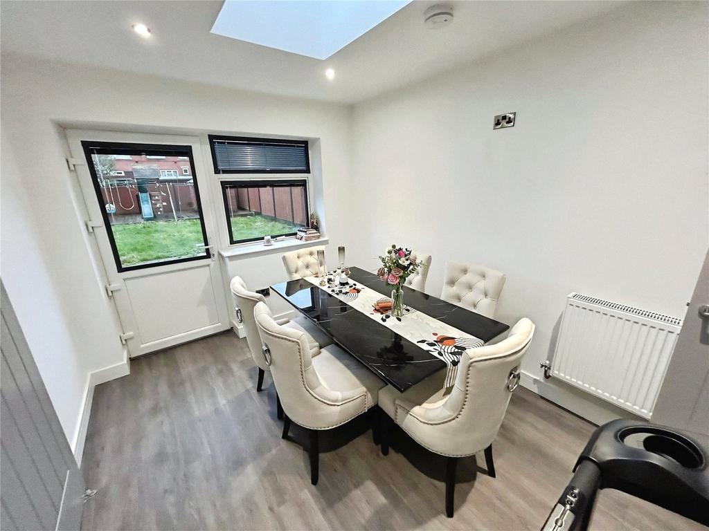 Dining Room/Bedroom