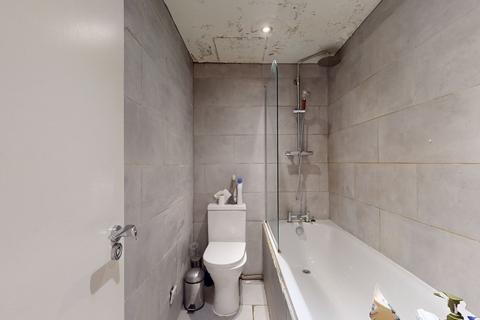3 bedroom apartment to rent, Printers Inn Court, London, EC4A 1LR, London,, EC4A 1LR