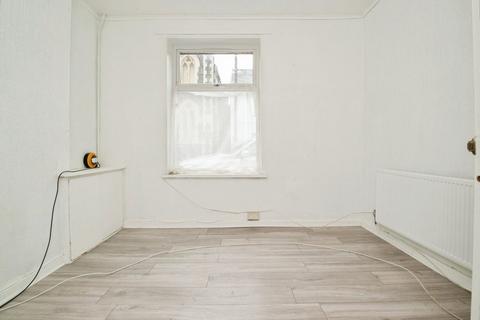 3 bedroom terraced house for sale, Pearl Street, Cardiff CF24