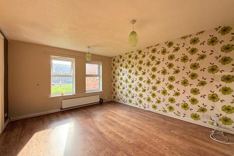 undefined, Gaunton Close, Taunton TA1