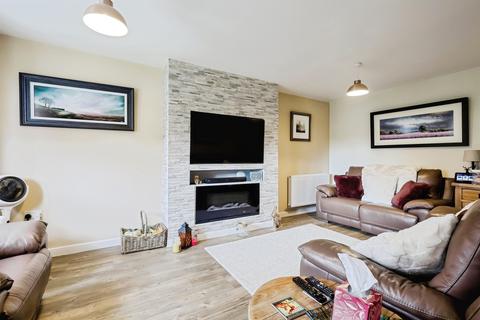 4 bedroom detached house for sale, Honeysuckle Way, Raunds