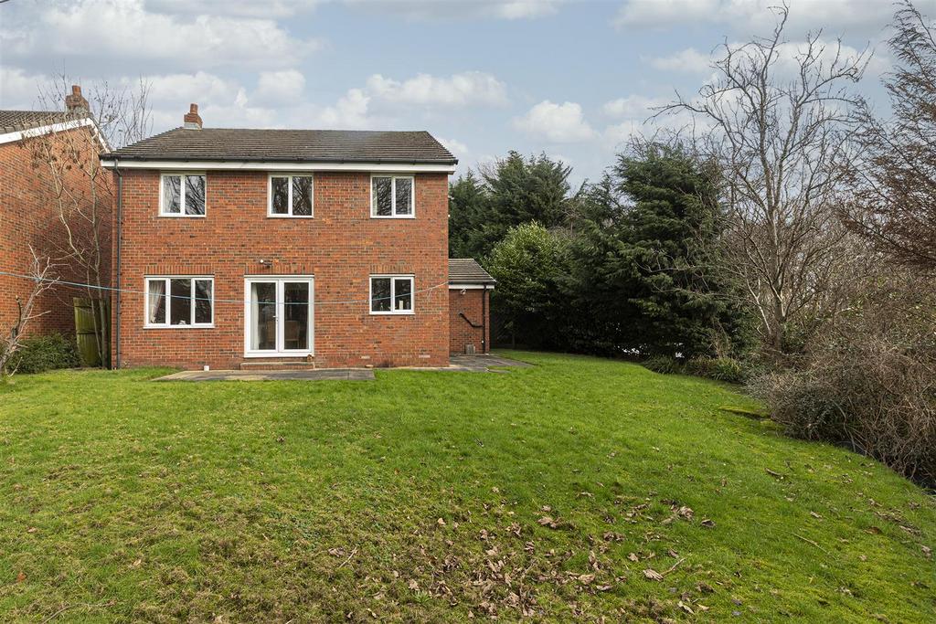 Bramleys Estate Agents - Springhall Gardens - Hudd