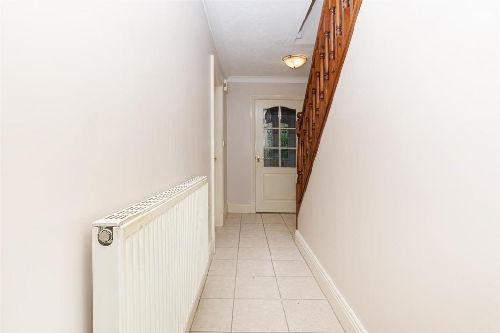Bramleys Estate Agents - Springhall Gardens - Hudd
