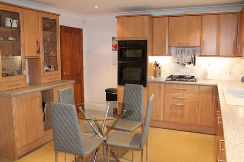 4 bedroom detached house for sale, New Street, Elsham, DN20