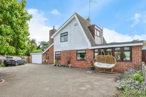 4 bedroom detached house for sale, Conifer Close, Ormesby, GREAT YARMOUTH