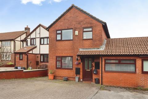 4 bedroom link detached house for sale, Deepfield Close, Cardiff