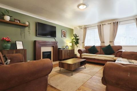 4 bedroom link detached house for sale, Deepfield Close, Cardiff