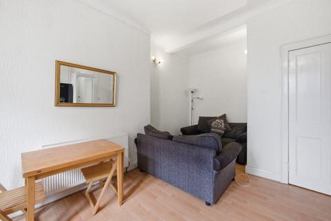 2 bedroom flat for sale, 19/8 Albion Place, Easter Road, Edinburgh, EH7