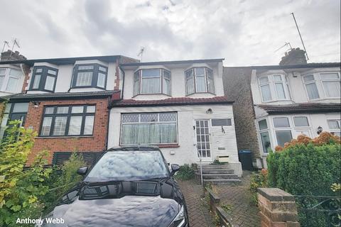 3 bedroom end of terrace house for sale, Evesham Road, New Southgate, London N11