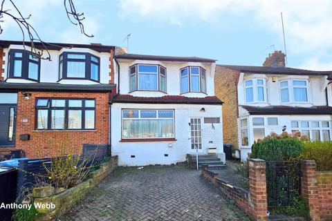 3 bedroom end of terrace house for sale, Evesham Road, New Southgate, London N11