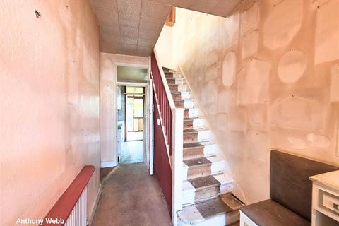3 bedroom end of terrace house for sale, Evesham Road, New Southgate, London N11