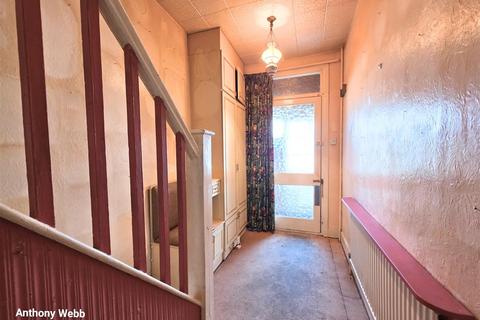 3 bedroom end of terrace house for sale, Evesham Road, New Southgate, London N11