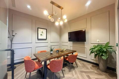 3 bedroom flat to rent, Greenleaf Walk, Southall UB1