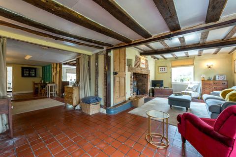 undefined, Horseshoes, The Street, Whatfield