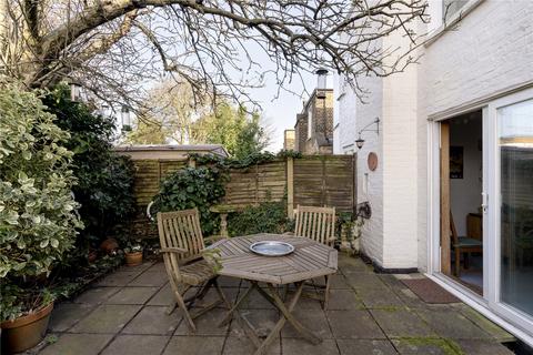 3 bedroom end of terrace house for sale, Wakeman Road, London, NW10