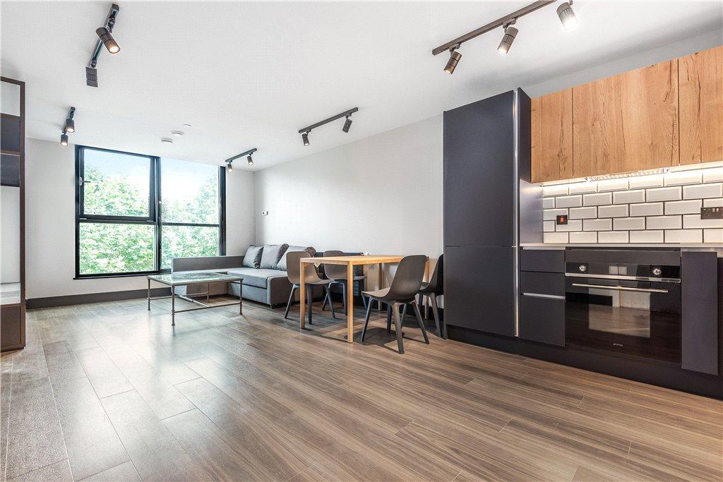 Reception/Kitchen