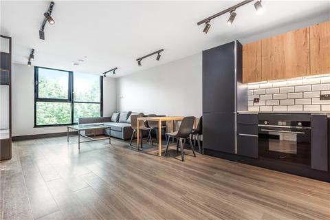 2 bedroom apartment to rent, Tower Bridge Road, London, SE1