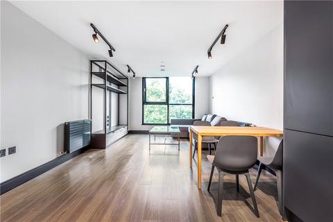 2 bedroom apartment to rent, Tower Bridge Road, London, SE1