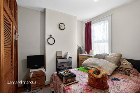 2 bedroom terraced house for sale, Haslemere Road, Thornton Heath