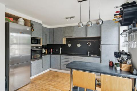 4 bedroom terraced house to rent, Dene Road, Northwood HA6