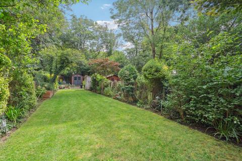 4 bedroom terraced house to rent, Dene Road, Northwood HA6