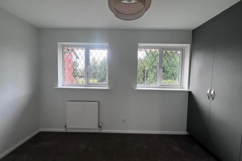 undefined, Lightwater,  Surrey,  GU18
