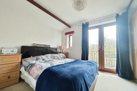 undefined, Pen-Yr-Heol, Pen-Y-Fai, Bridgend, CF31